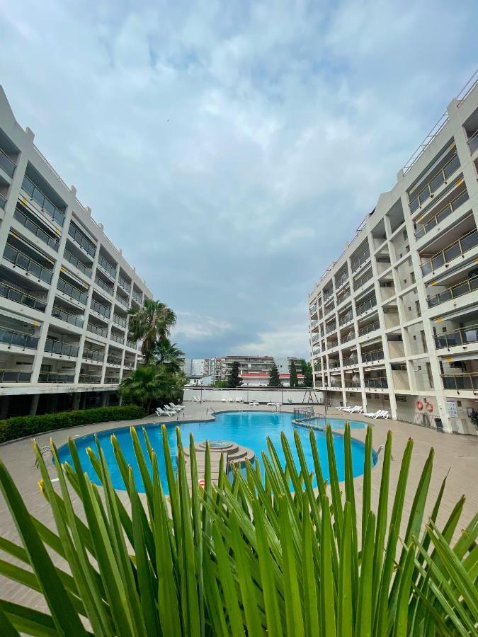 Residencial Michelangelo Apartman Salou Kültér fotó