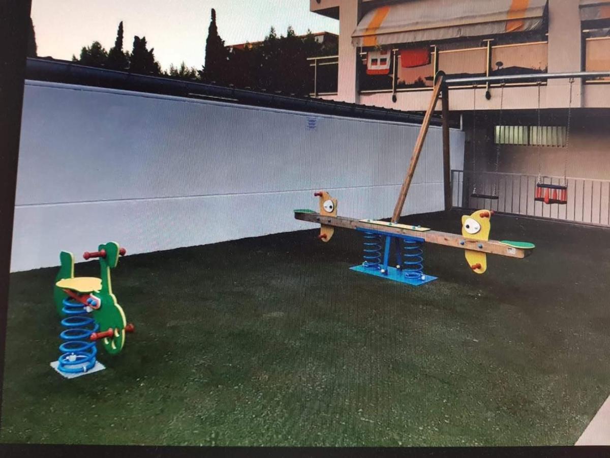 Residencial Michelangelo Apartman Salou Kültér fotó